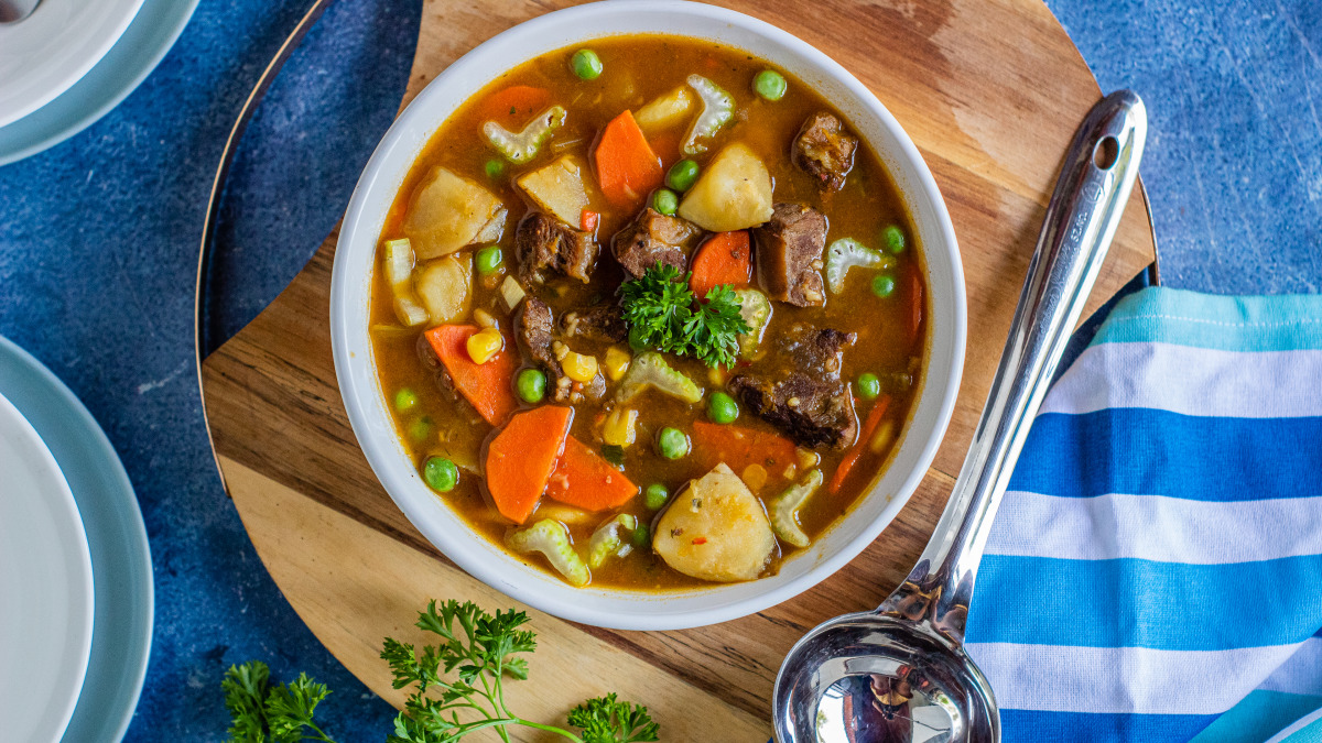 Old-Fashioned Vegetable Beef Soup image